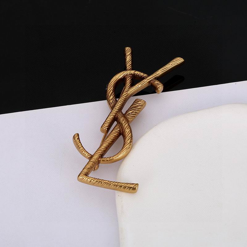 YSL Brooch 12yxx28
